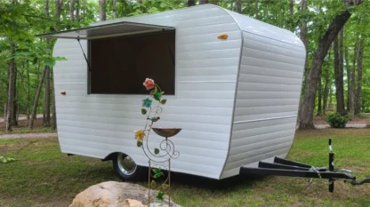 🌸 Vintage-Style Concession Trailers for Coffee, Flowers, Farmers' Markets, and Food Carts 🌸